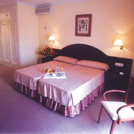 Trafalgar Hotel 3*